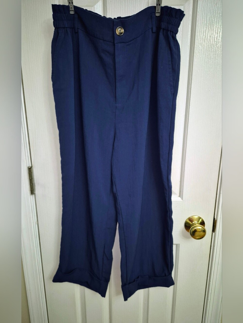 HALARA High Waisted Zipper Pocket Cropped Linen-Feel Pants